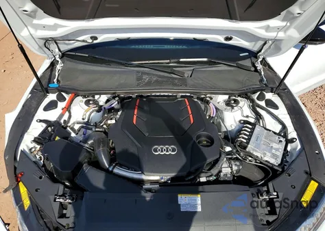 2025 Audi S7 Prestige z USA, uszkodzony, nr VIN WAUSFBF21SN025052